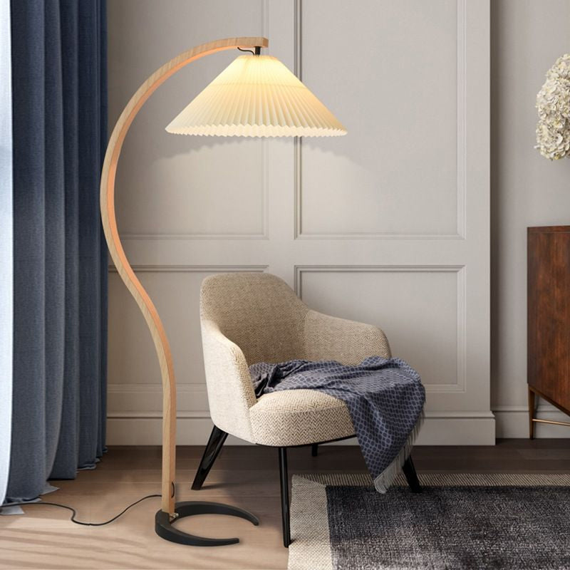 Lampada da terra – Legno – Beige – 150 cm – Design scandinavo per soggiorni e angoli lettura