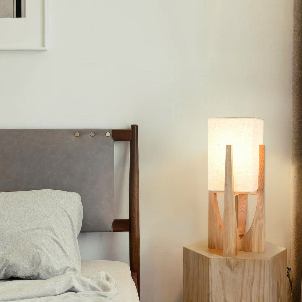 Lampada da terra – Legno & Tessuto – Naturale – 23×52 cm – Minimalista & Efficiente
