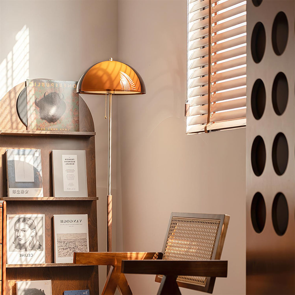 Lampada da terra Tavino – Acrilico – Ambra – Design Moderno – Retro