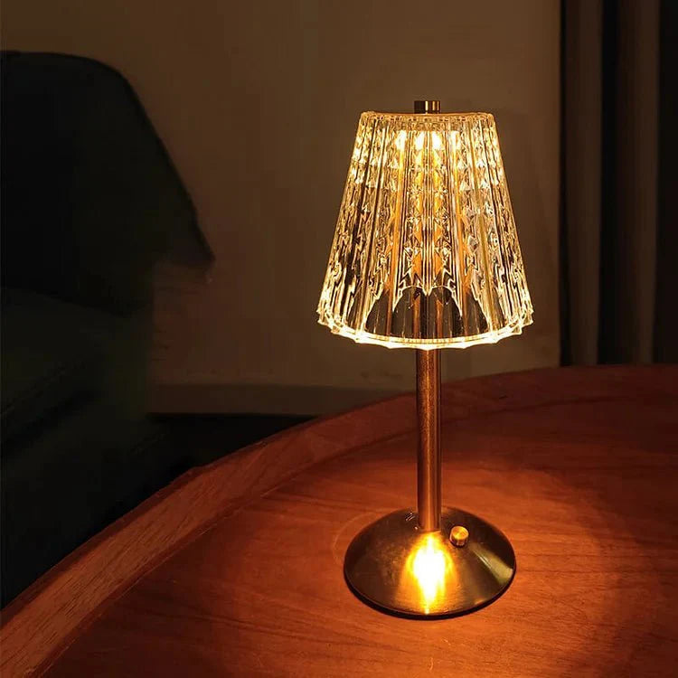 Lampada da tavolo – Ottone & Acrilico – Luce Calda – Design Moderno – Ideale per Comodino o Scrivania