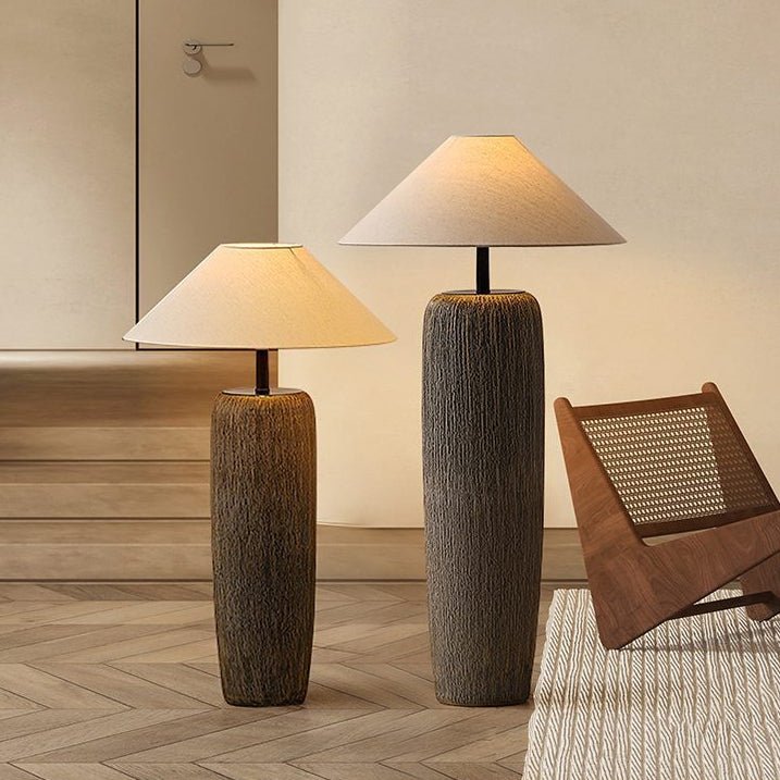 Lampada da terra Tolozon – Ceramica e Metallo – Beige – 160 cm – Look moderno per il soggiorno