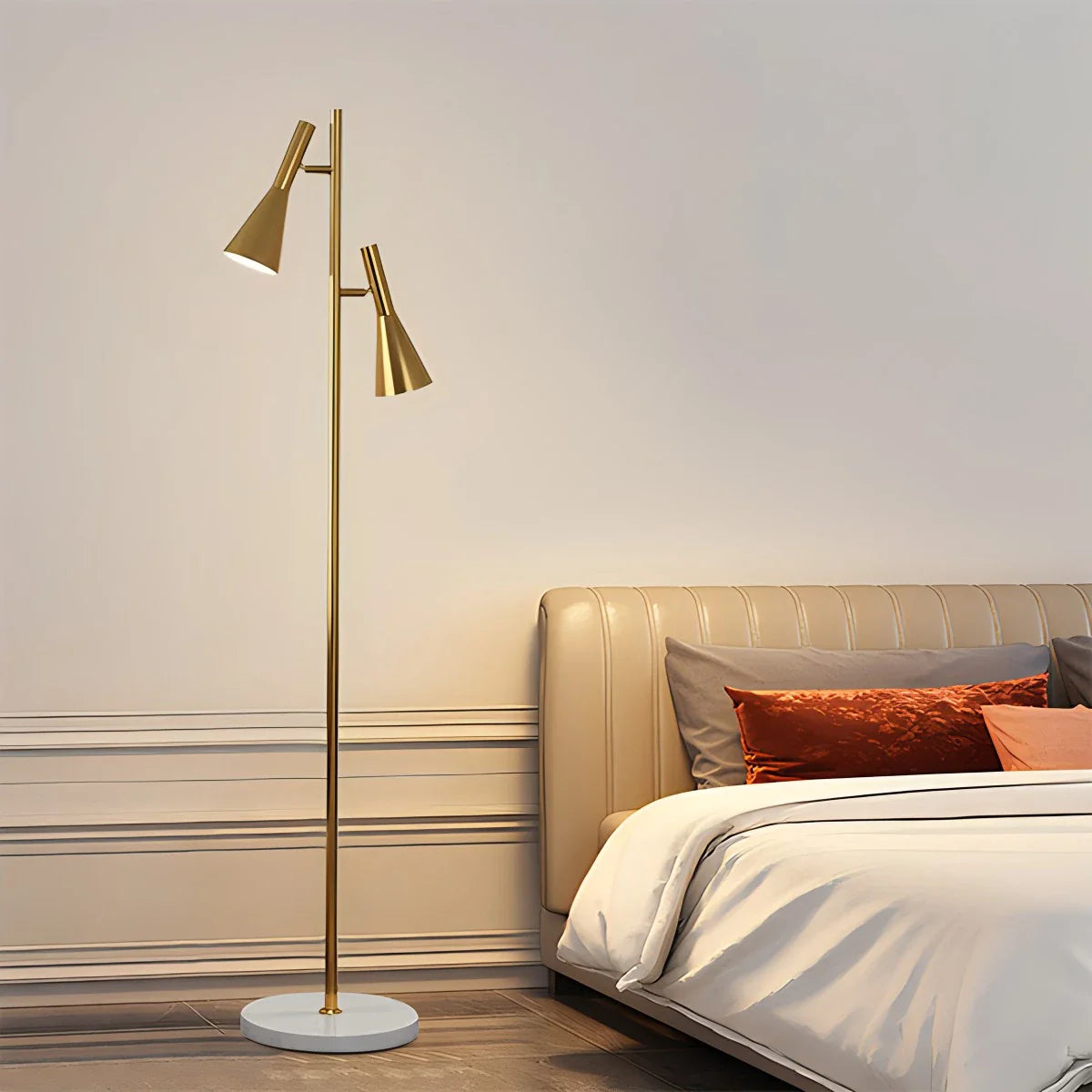 Lampada da terra Tulzo – Marmo – Nero/Oro – Dimensione standard – Design elegante per il soggiorno