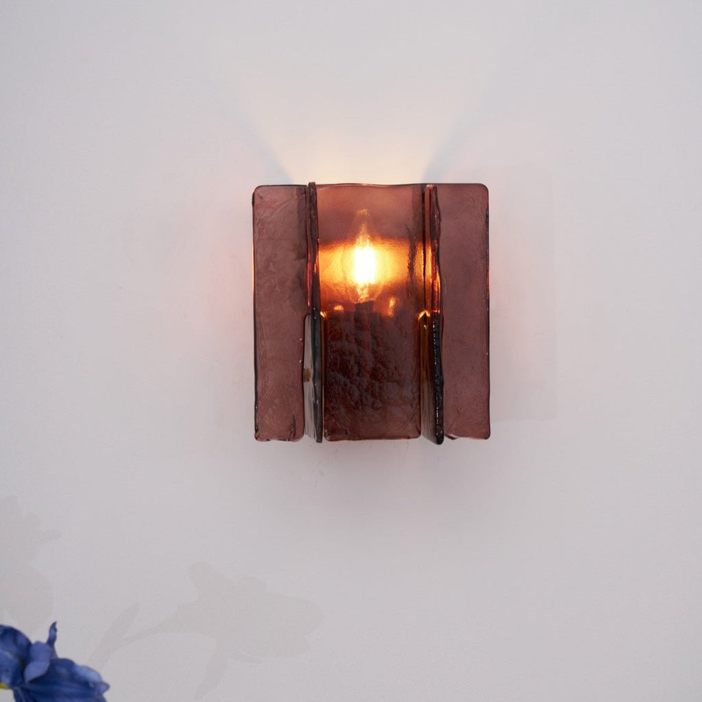 Lampada da Parete Vasimo – Metallo Color Oro – Rosso – E14 – Design Elegante