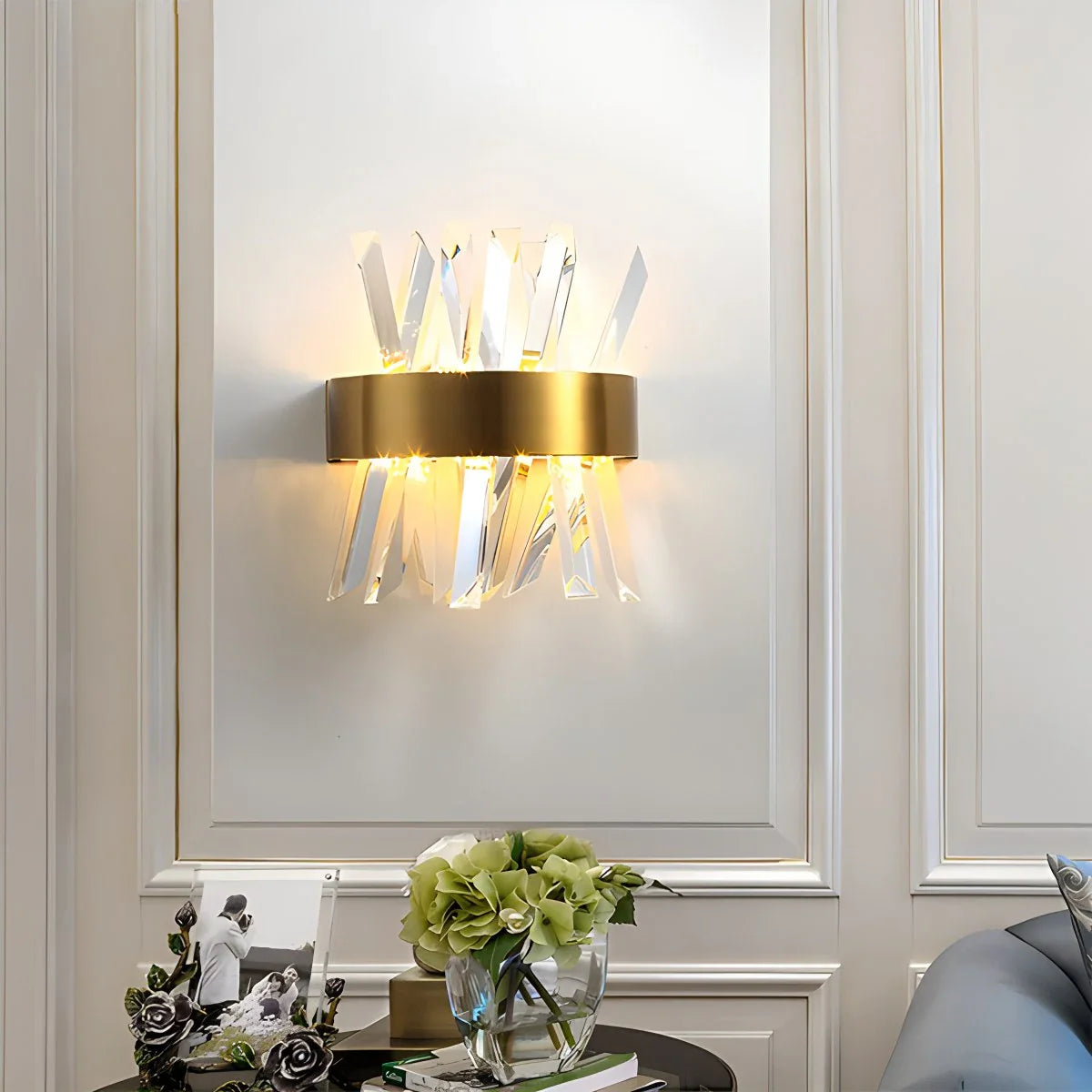 Virlen Applique – Cristallo e Metallo – Oro – Moderno – Elegante Illuminazione d'Accento per Interni