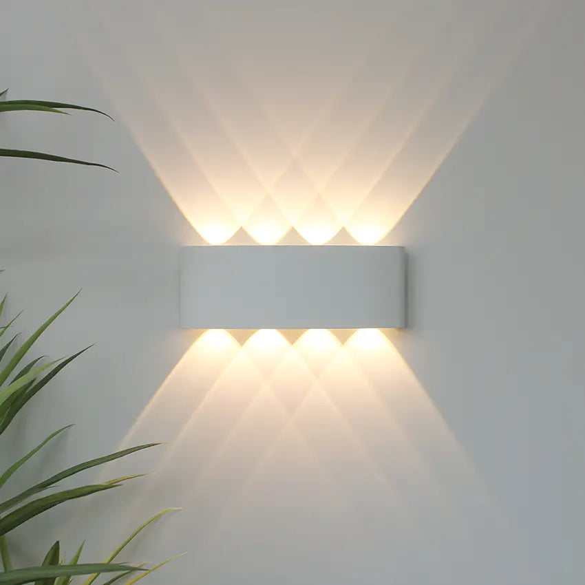 Lampada da parete – LED – Nero – Design moderno – Interno/Esterno – Resistente alle intemperie, Efficiente dal punto di vista energetico