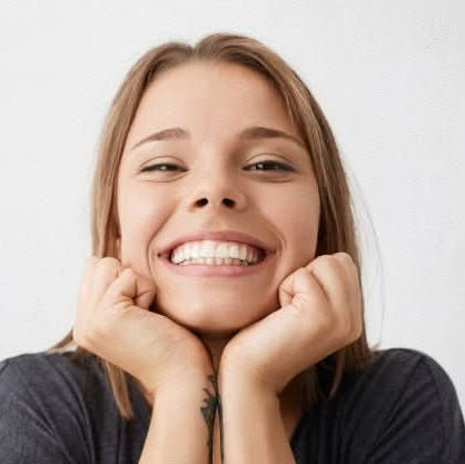 SMILEFLEX – Protesi dentale con lenti dentali bianche