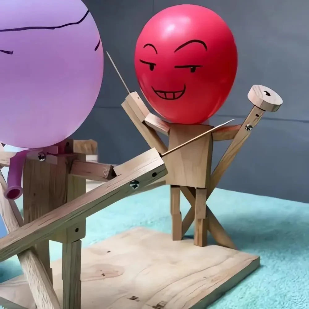 WoodKnights | Gioco di Combattimento con Palloni in Bambù | Gioco di Abilità in Legno Fatti a Mano | Inclusi 100 Palloni – Per Famiglia, Amici e Feste