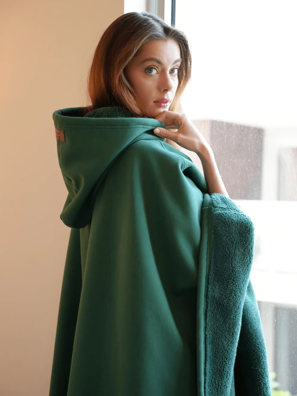 AstraWeave Hoodie Di FrostLine Per Comfort Quotidiano