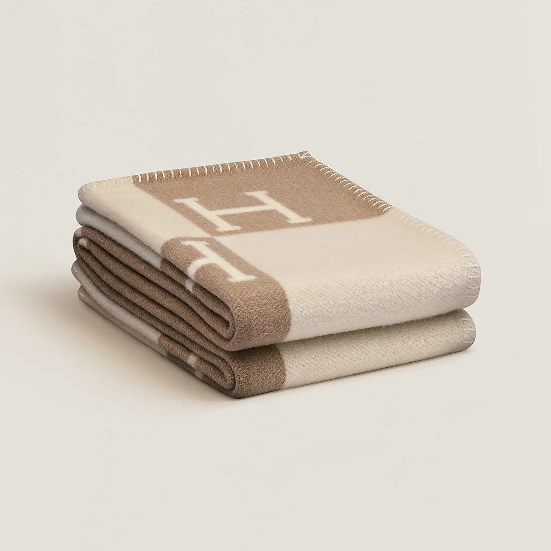Coperta in Lana e Cashmere – Elegante Isabelle per la tua casa