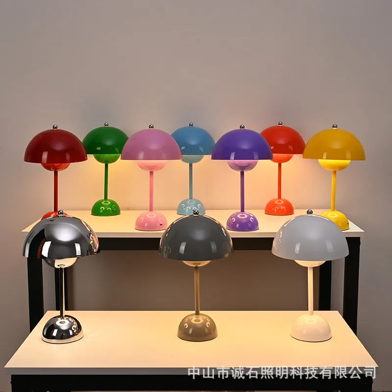 Lampada da tavolo LED Lumora | Dimmerabile in 3 livelli | Ricaricabile tramite USB | Design scandinavo