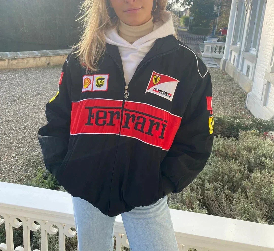 Giacca Vintage Ferrari Racer - Stile Sportivo e Sostenibilità per Tutti