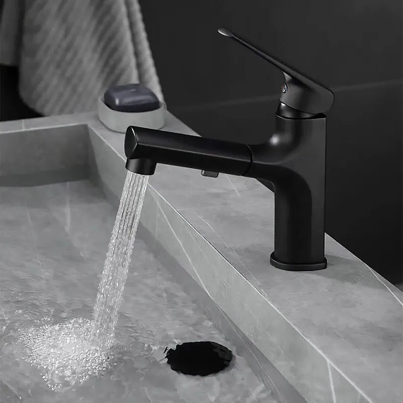 Rubinetto da bagno estraibile a leva singola