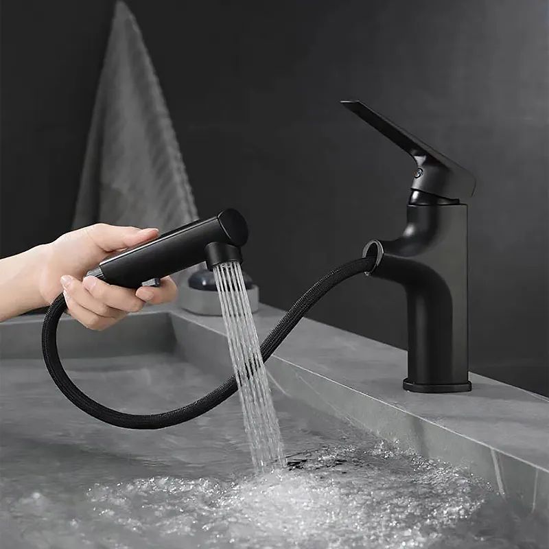 Rubinetto da bagno estraibile a leva singola