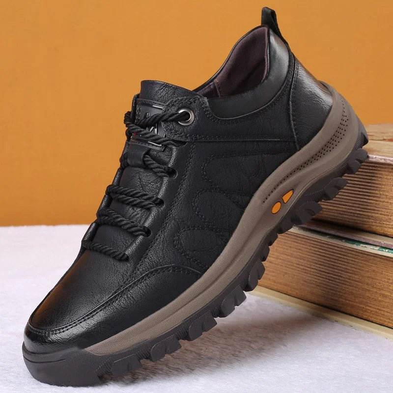 Scarpe ortopediche in pelle impermeabili e comode per uomo