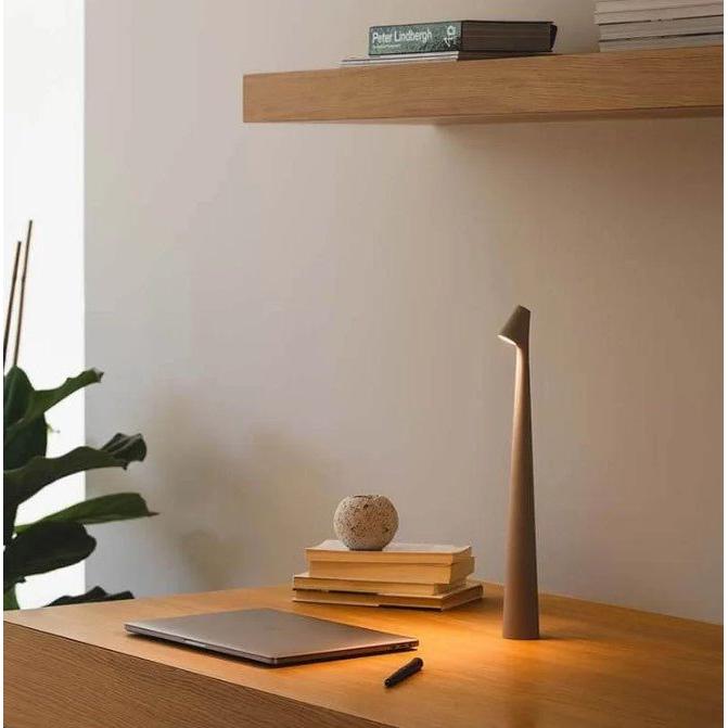 Brehn | Lampada da Tavolo LED Nordica Minimalista Senza Fili