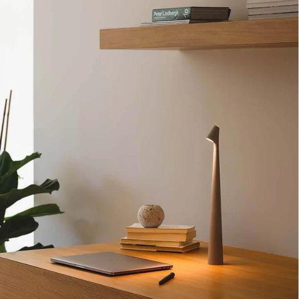 Brehn | Lampada da Tavolo LED Nordica Minimalista Senza Fili