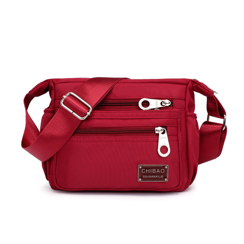 Borsa a tracolla versatile in tessuto nylon