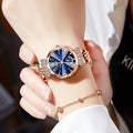 Orologio da Donna LuxeLuna con Diamanti a Forma di Luna | Design elegante con scintillanti accenti di diamanti